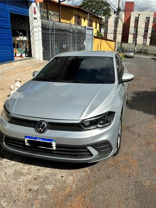 VOLKSWAGEN POLO 1.0 MPI MANUAL VOLKSWAGEN POLO 1.0 MPI MANUAL